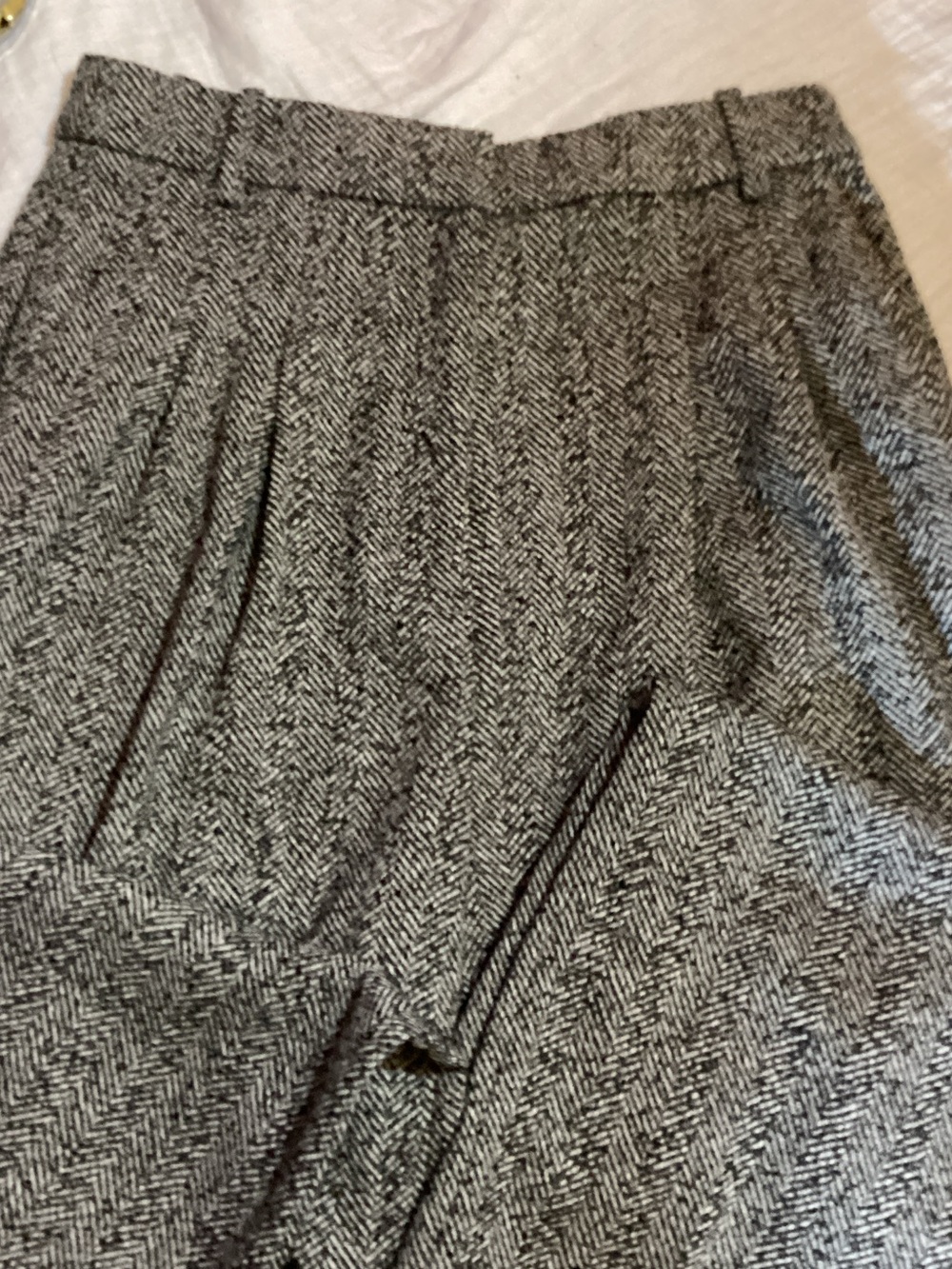 H&M Women's Wide Leg Pleated Pants in Gray Herringbone